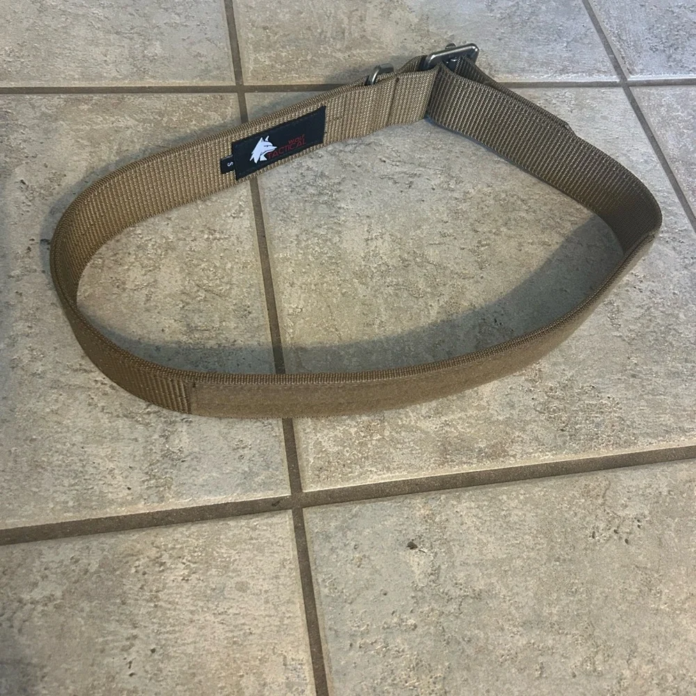 Men’s Wolf tactical tan belt size small. Fits size 28”-33”. - Picture 2 of 11